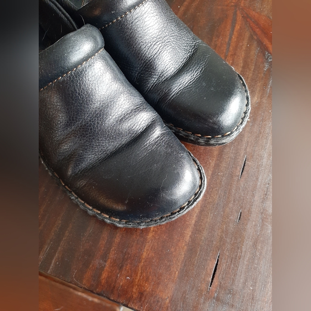B.O.C. BORN CONCEPTS Clogs - Picture 2 of 6